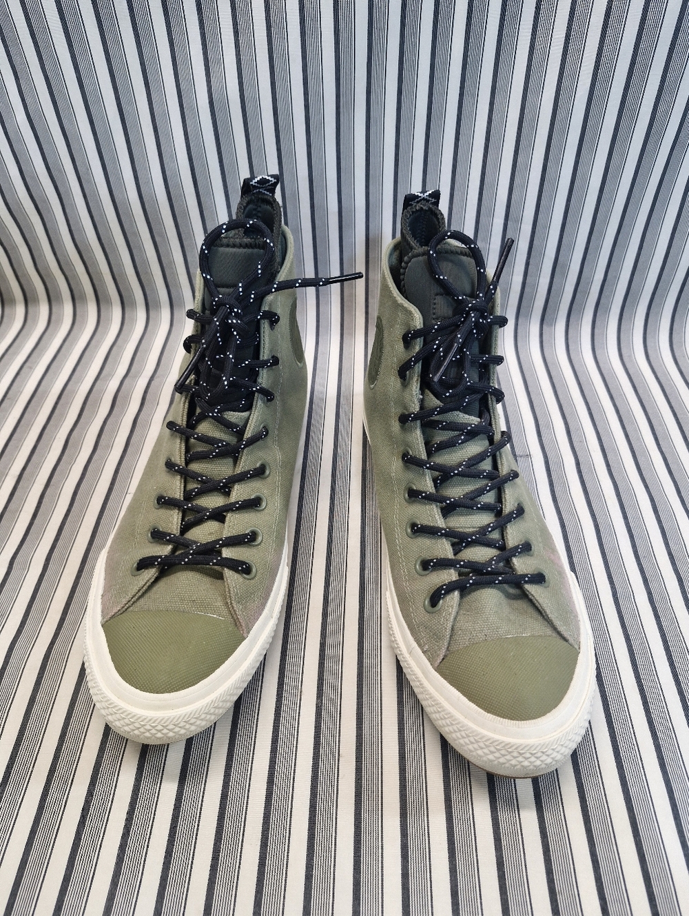 Converse Chuck Taylor All Star High Top Green Men's 11 Canvas Sneakers - Picture 2 of 16